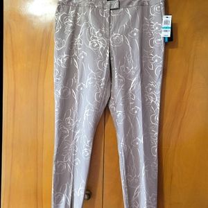 Beige skinny leg pants